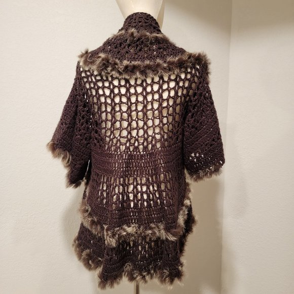 Sloni Women's Sweater w/Fur Trim, Longer in Back, L/XL. Excellent Cond! - Picture 3 of 3